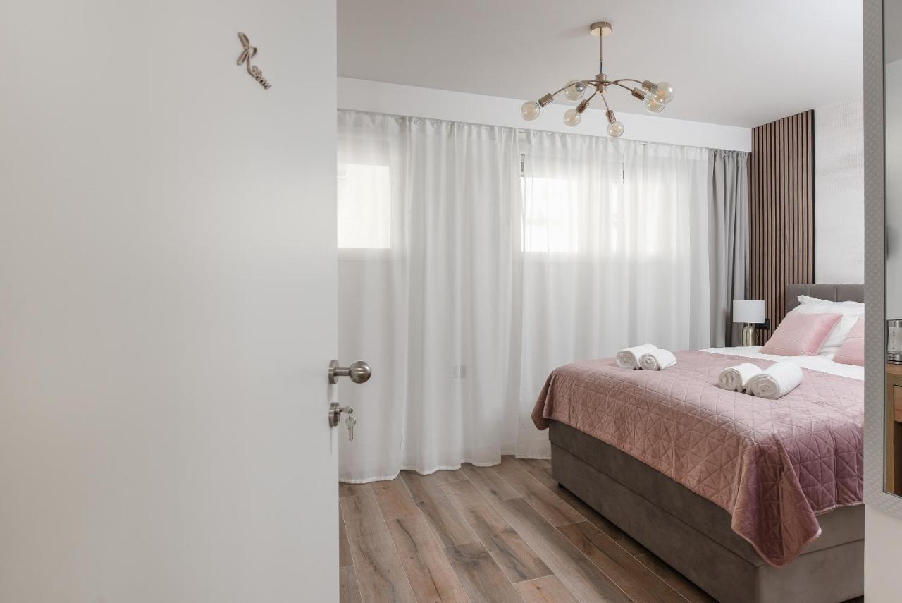 Aura Exclusive Apartment & Room Ζαντάρ Εξωτερικό φωτογραφία
