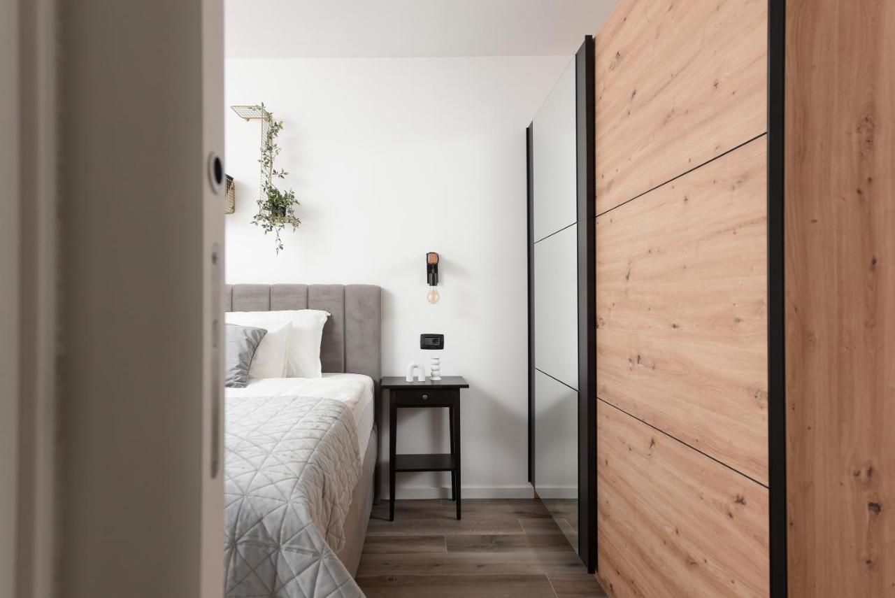 Aura Exclusive Apartment & Room Ζαντάρ Εξωτερικό φωτογραφία