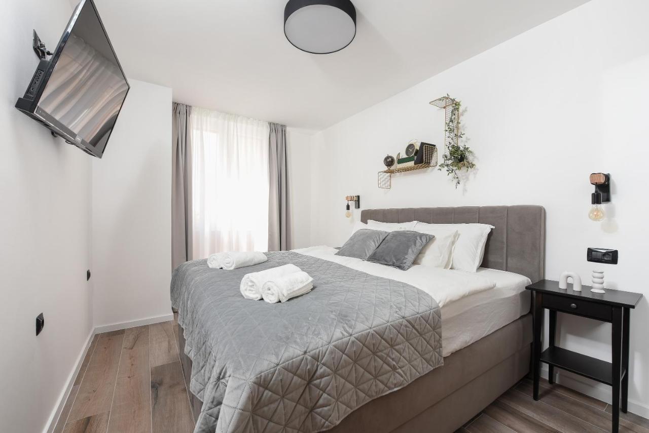 Aura Exclusive Apartment & Room Ζαντάρ Εξωτερικό φωτογραφία